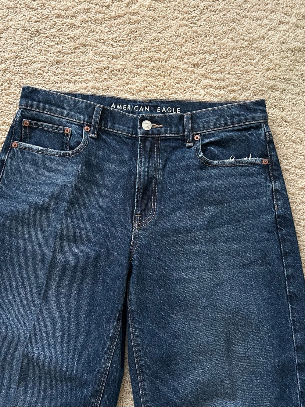 American Eagle Women's Barrel Jeans - Picture 3 of 8